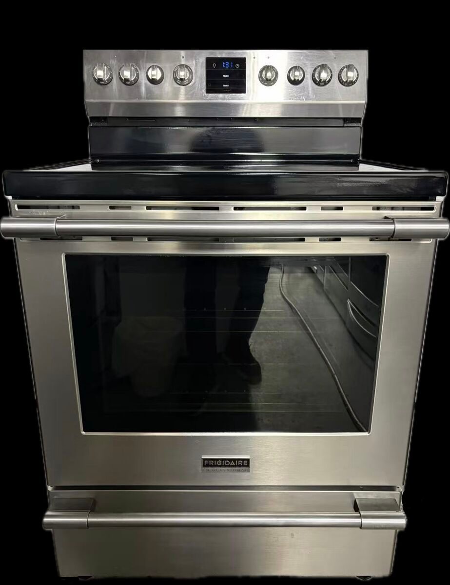 Frigidaire Frigidaire Electric Stove CPEF3077QFA