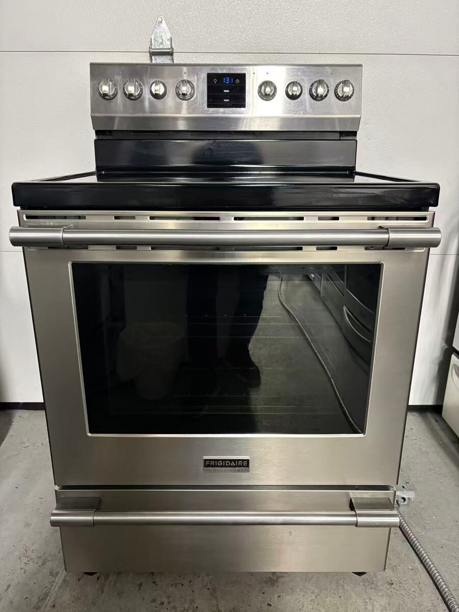 Frigidaire Frigidaire Electric Stove CPEF3077QFA - View 2