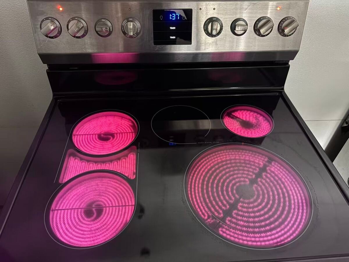 Frigidaire Frigidaire Electric Stove CPEF3077QFA - View 5