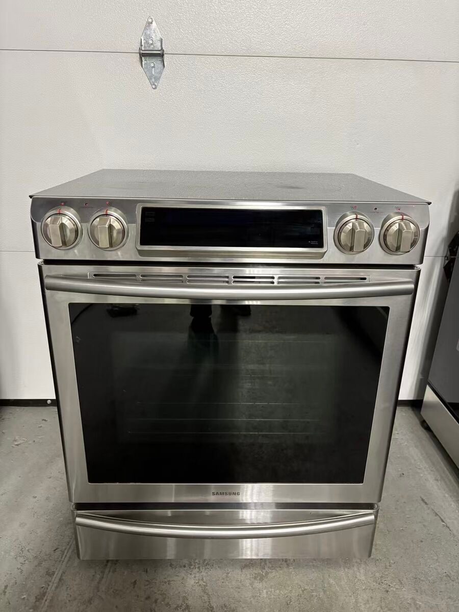 Samsung Samsung Electric Stove NE58F9710WS - View 8