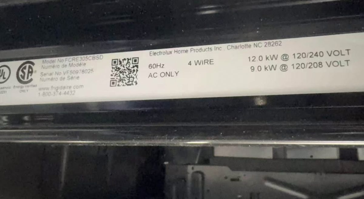 Frigidaire Frigidaire FCRE305CBSD Open‑Box Electric Range – Product Specifications FCRE305CBSD - View 7