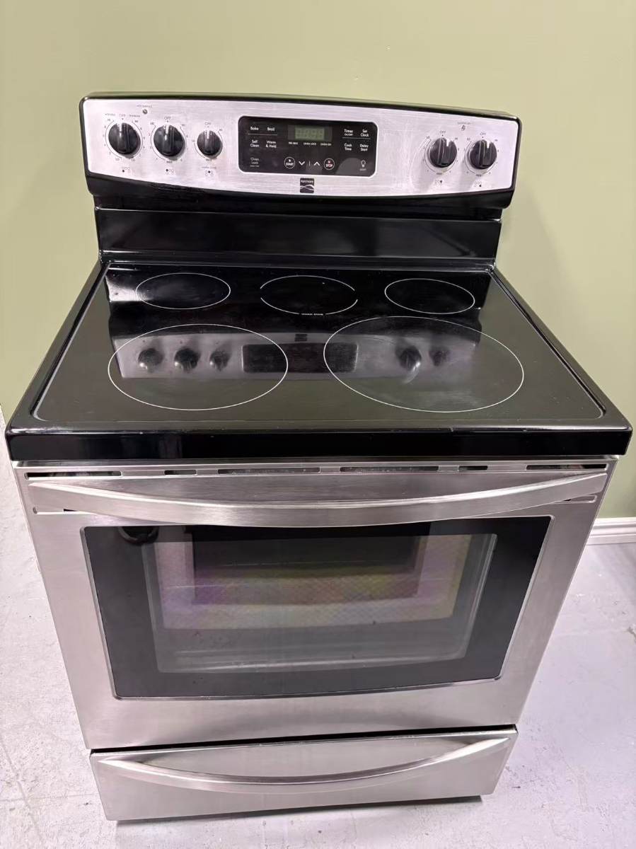 Kenmore Electric Stove 970C603430 - View 2