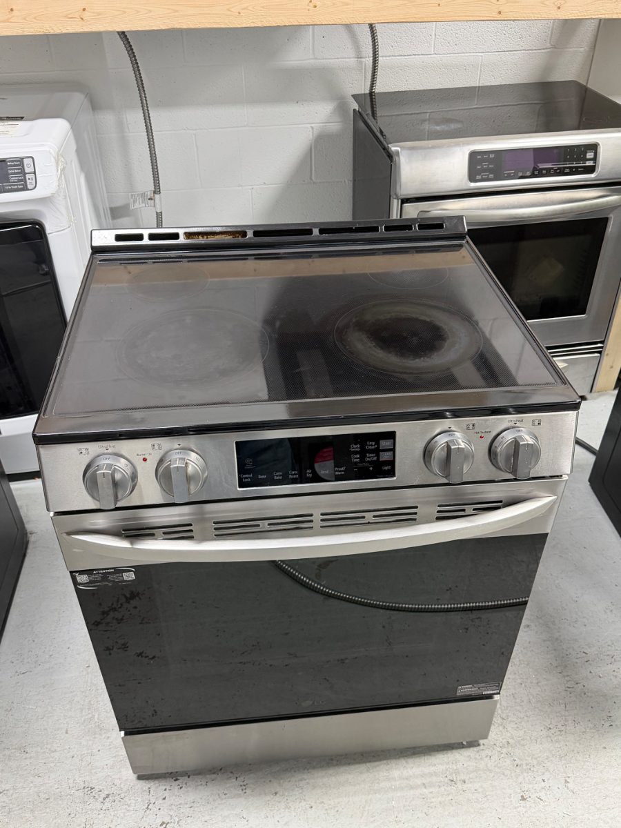 LG LG Smart Slide-In Electric Range – Stainless Steel – Air Fry – 2023 LSEL6332FC - View 9