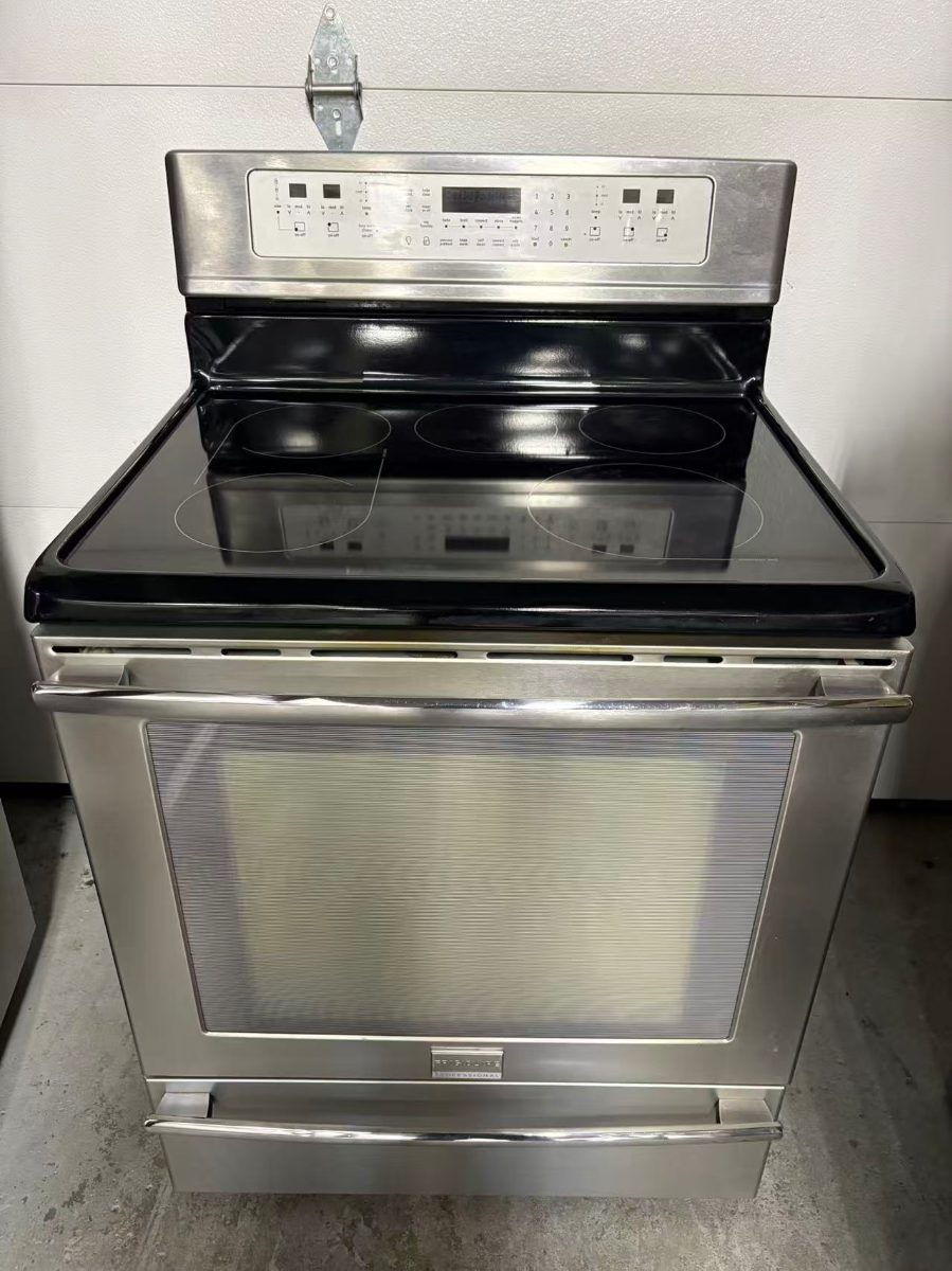 Frigidaire 30”Frigidaire Professional Stainless Steel Electric Range CPEF3081KFF - View 2