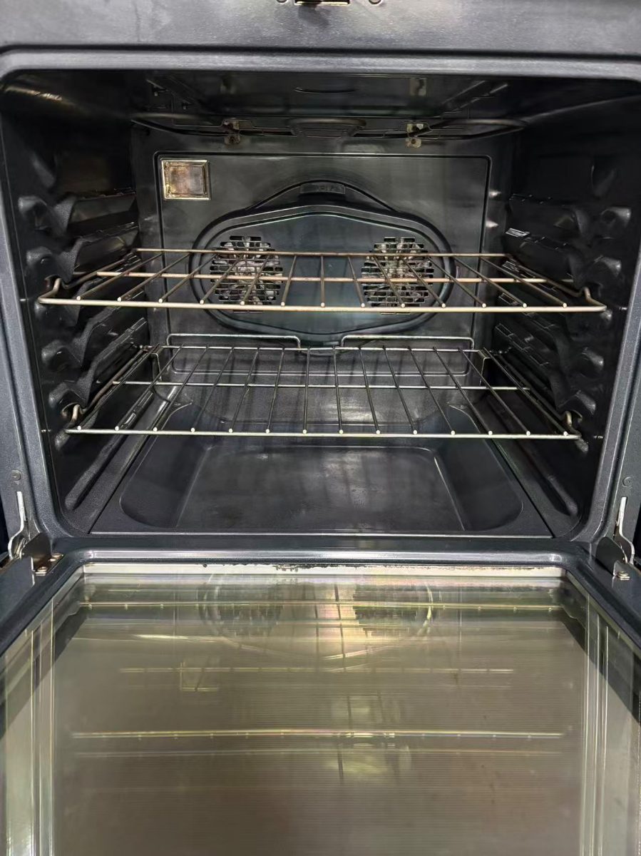 Frigidaire 30”Frigidaire Professional Stainless Steel Electric Range CPEF3081KFF - View 3