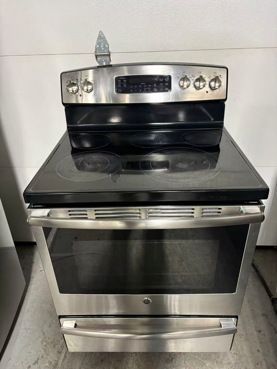 GE GE 30” Electric Range JCB860SF1SS - View 10