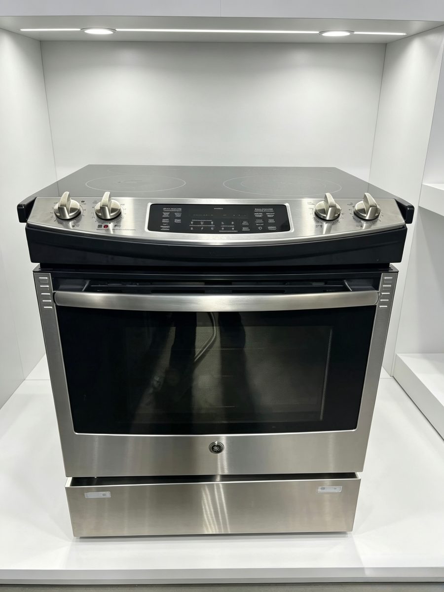 GE 30”GE Electric Range JCS860SF3SS