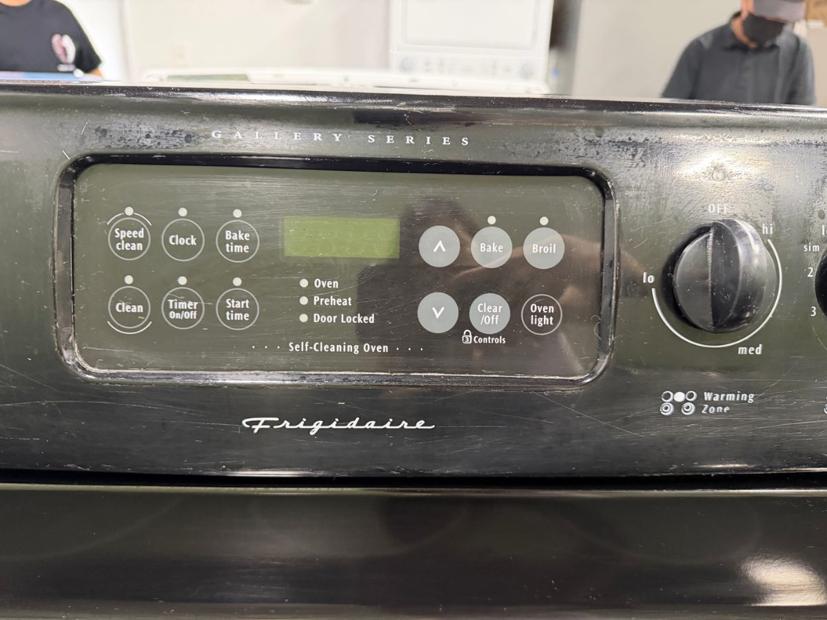 Frigidaire 30”Frigidaire Gallery Series Electric Range - View 4