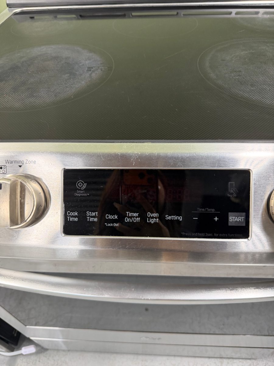 LG 30”LG Stainless Steel Electric Range LSE5613ST/00 - View 5