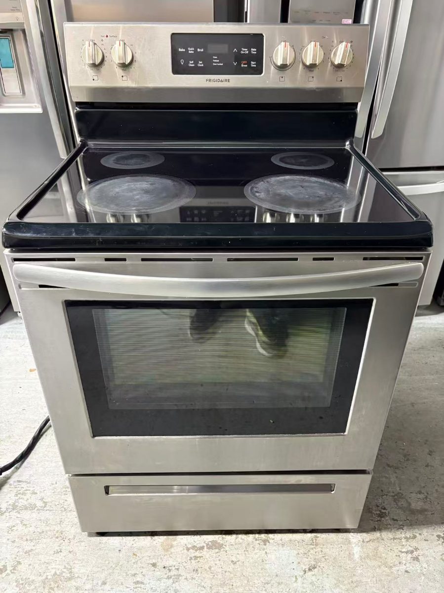 Frigidaire 30”Frigidaire Electric Range CFEF3056USC - View 8
