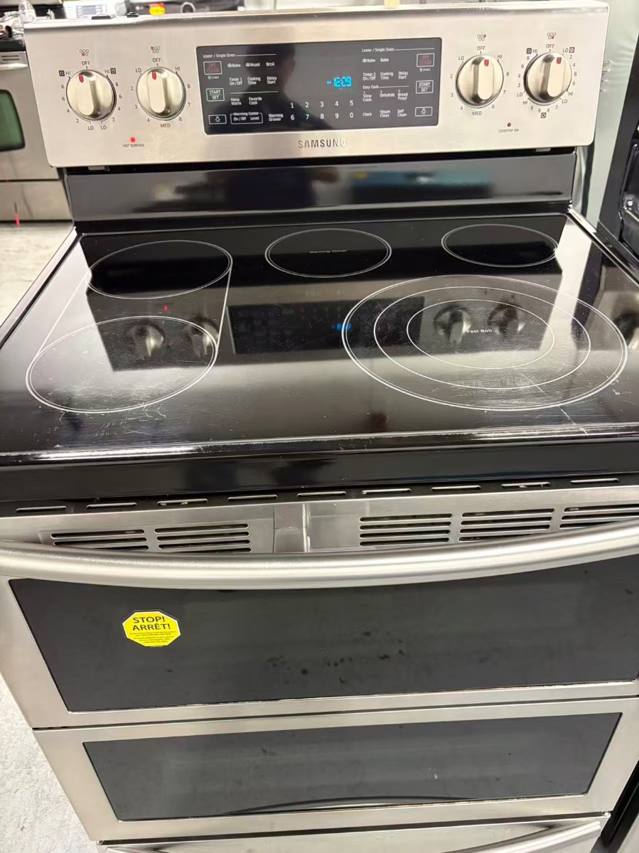Samsung 30" Samsung Electric Range NE59J7850WS/AC - View 4