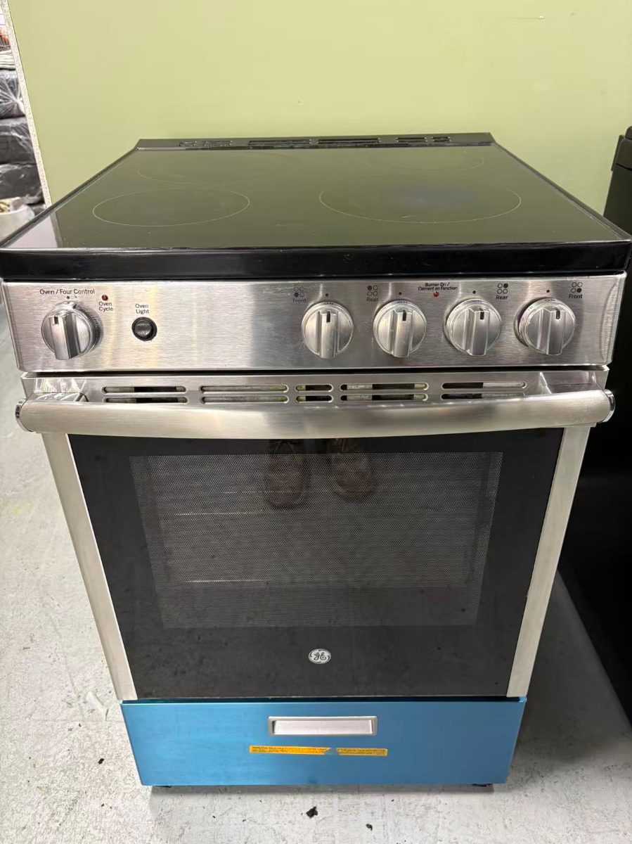 GE 24”GE Stainless Steel Electric Range – Glass Cooktop – $450 JCAS640RM1SS - View 6
