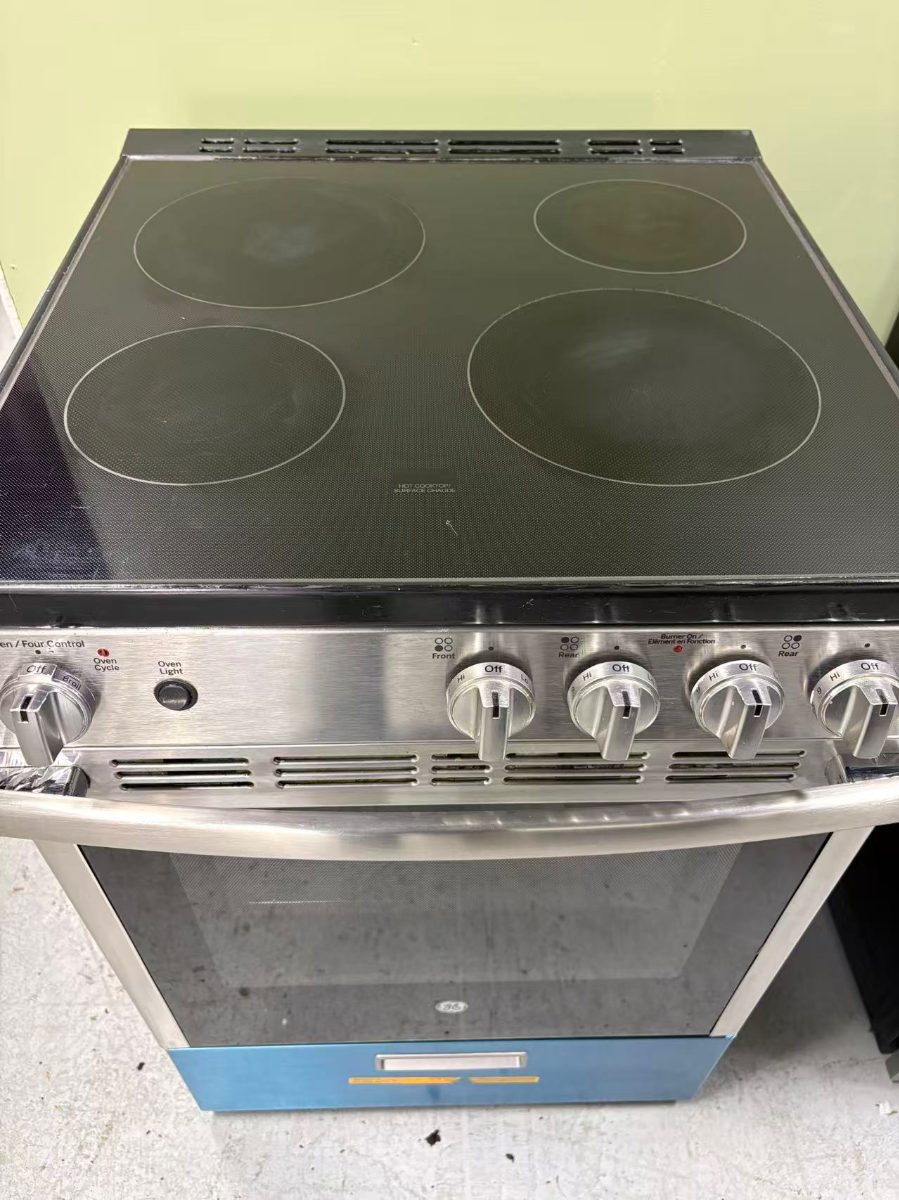 GE 24”GE Stainless Steel Electric Range – Glass Cooktop – $450 JCAS640RM1SS - View 8