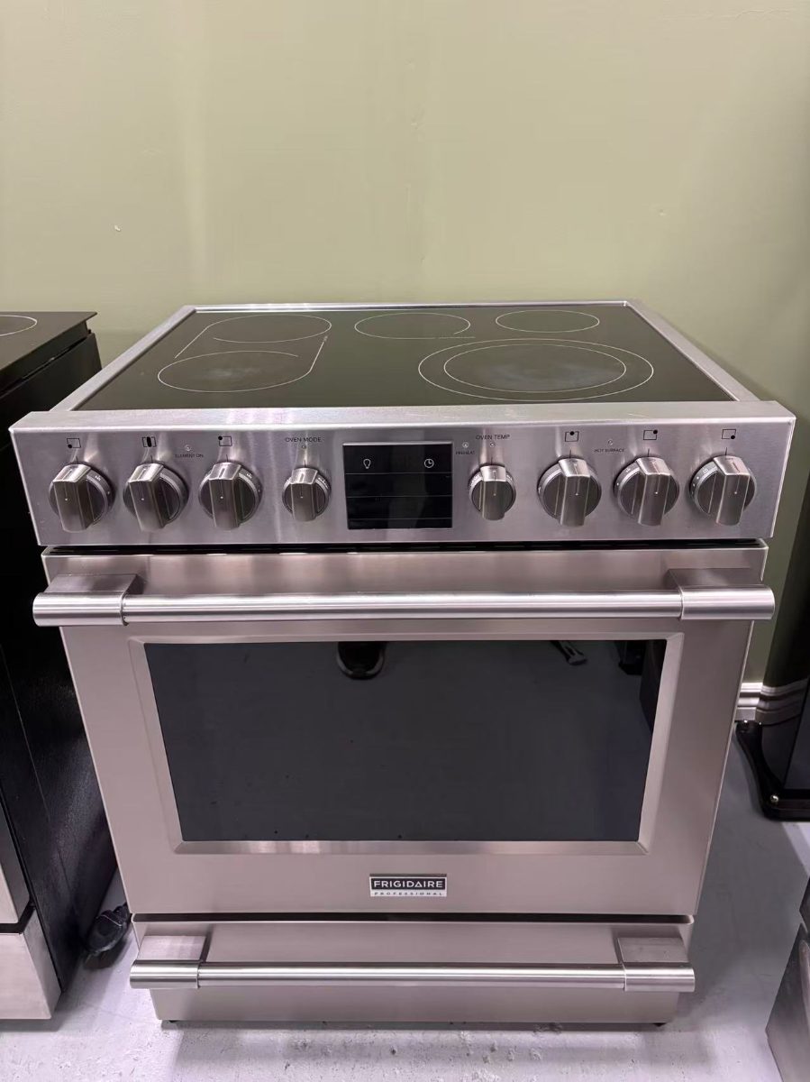 Frigidaire 🔥 Frigidaire Professional 30” Electric Range – CPEH3077RFF CPEH3077RFF - View 2