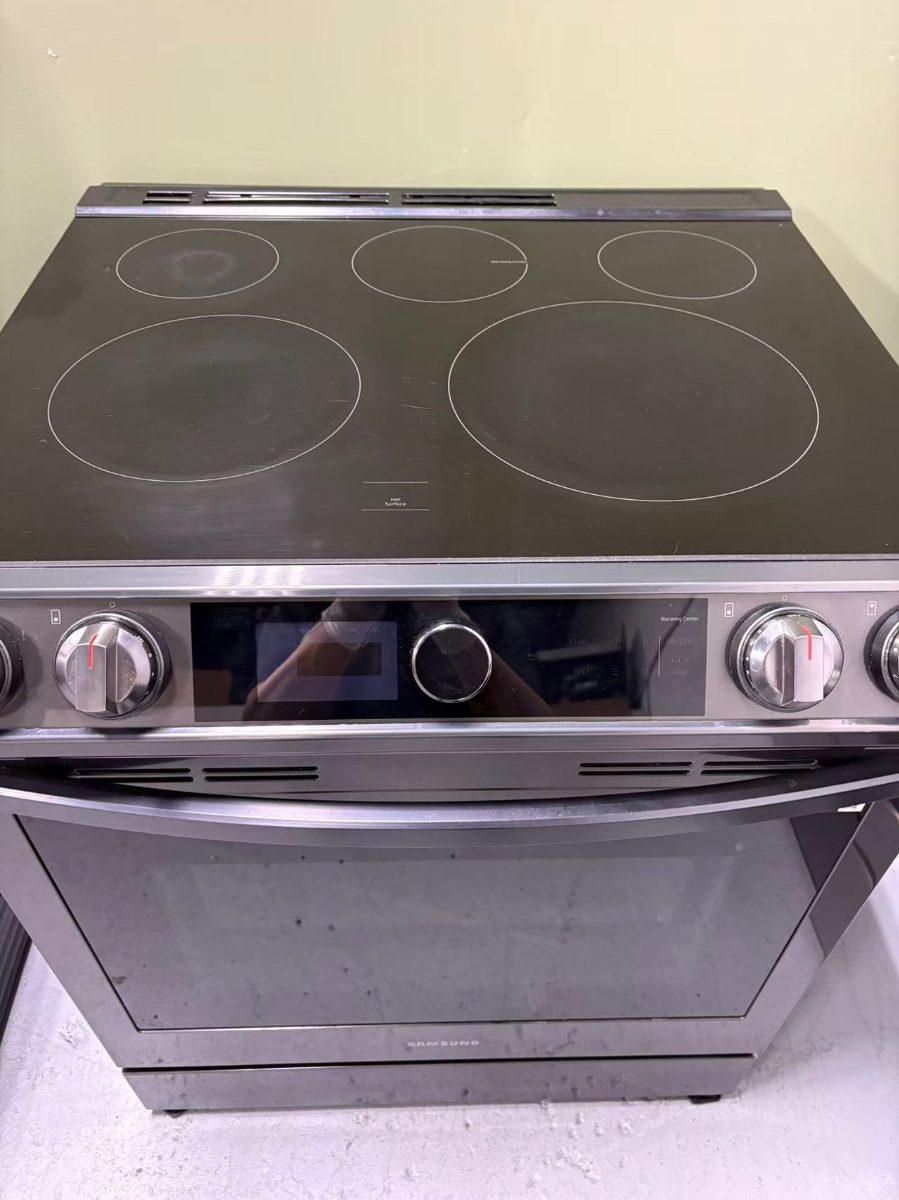 Samsung 30”Samsung Electric Slide‑in Range NE63T8711SG | Black Stainless Steel, 5‑Burner Ceramic Cooktop NE63T8711SG - View 9
