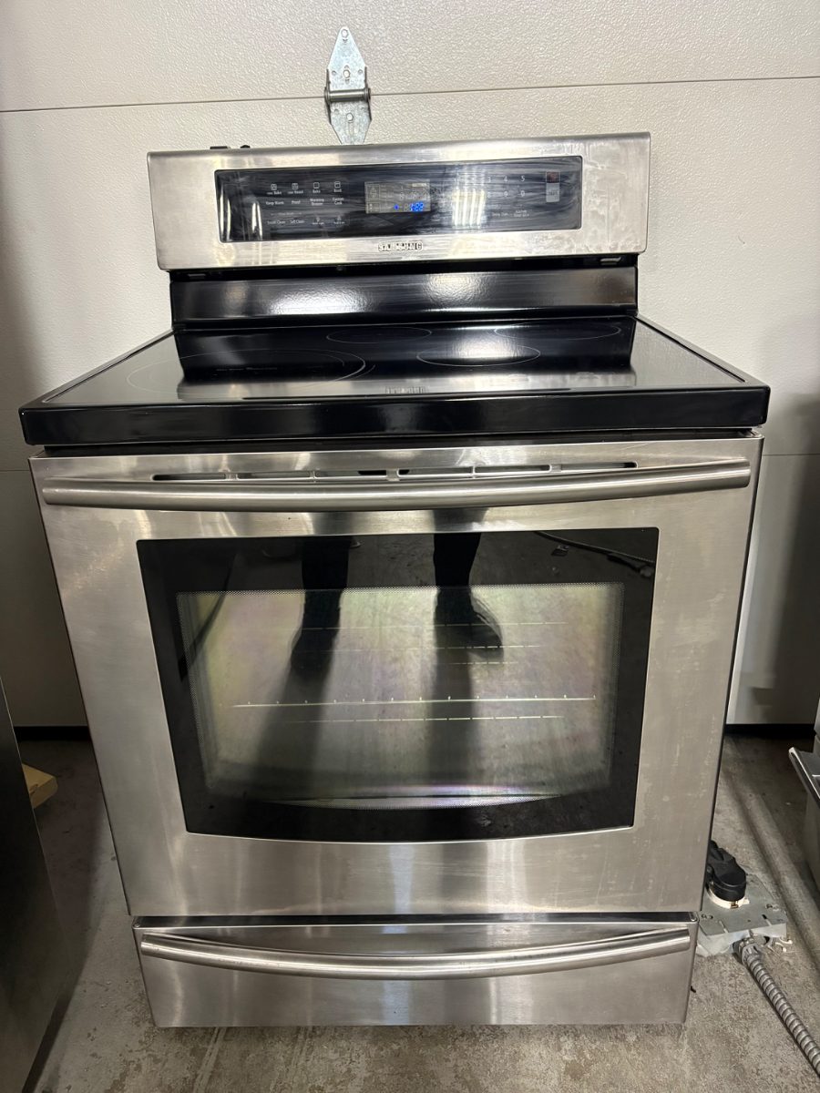 Samsung 30” Samsung Stainless Steel Induction Range – Convection Oven, Warming Drawer - View 2