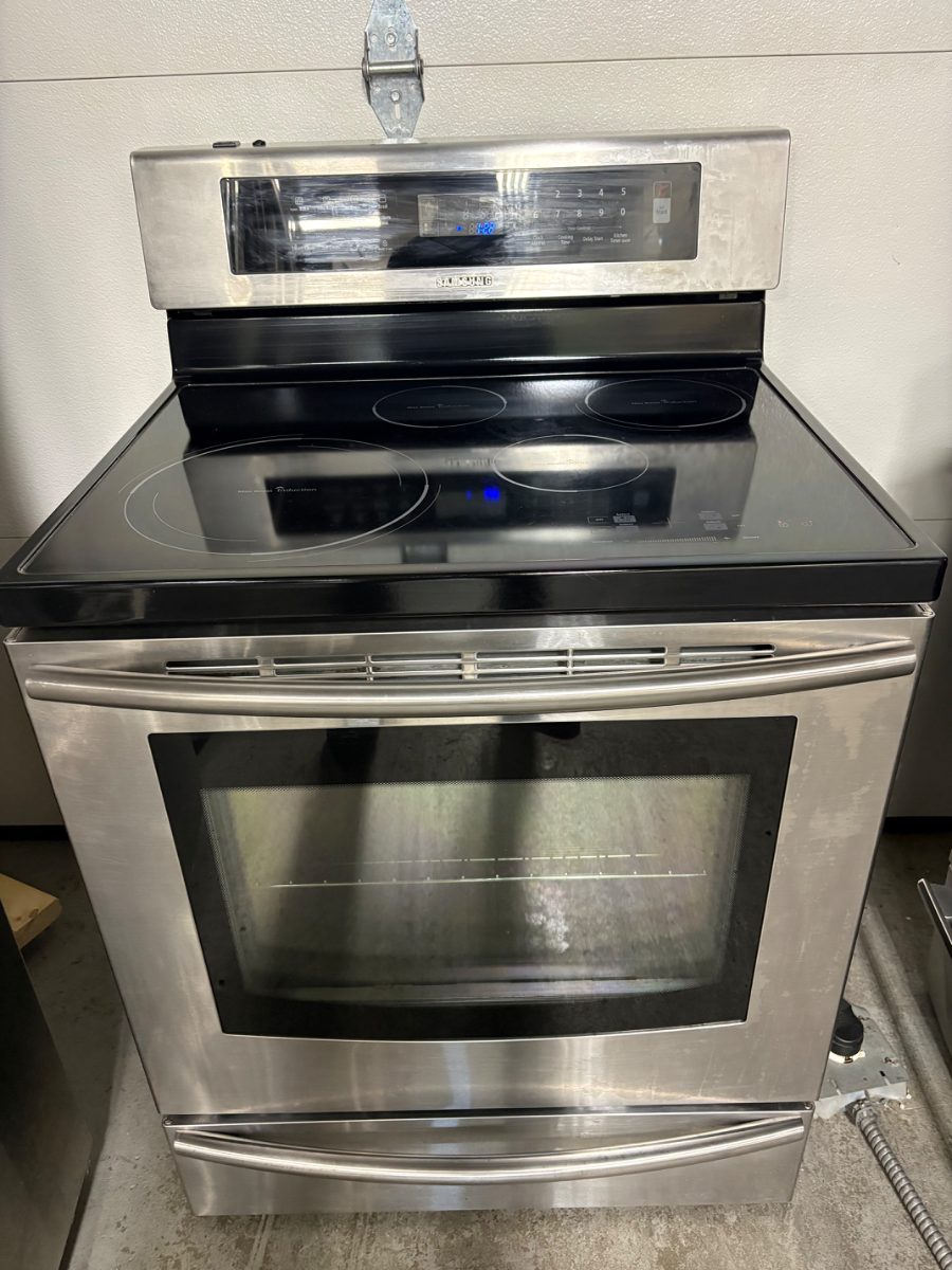 Samsung 30” Samsung Stainless Steel Induction Range – Convection Oven, Warming Drawer - View 3